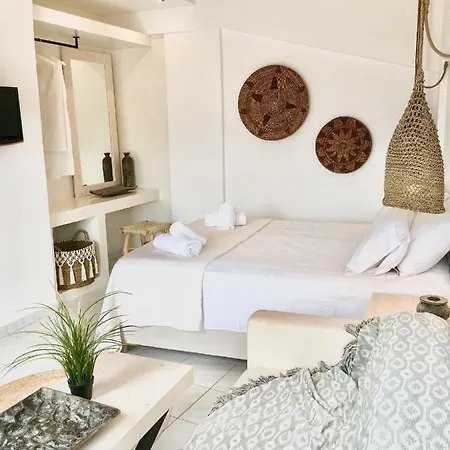 Alkestis Studios Apartment