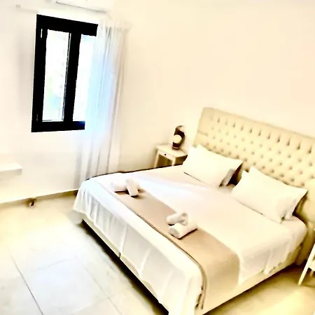 شقة Alkestis ليكسوري